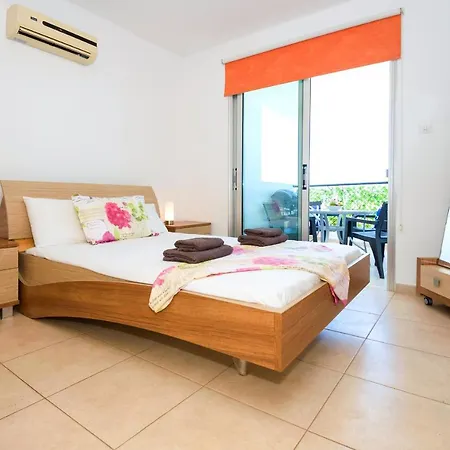 Διαμέρισμα Sea View Apt*spacious Balcony*200m To The
